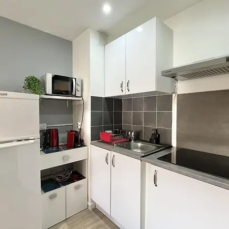 Charming Near The Old Port - Appartement *