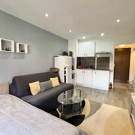 아파트 Charming Near The Old Port -