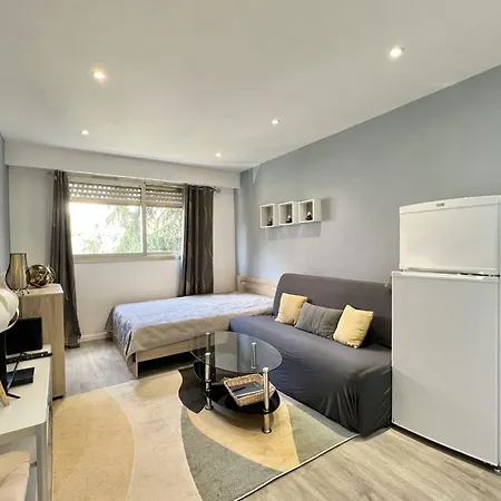 아파트 Charming Near The Old Port -